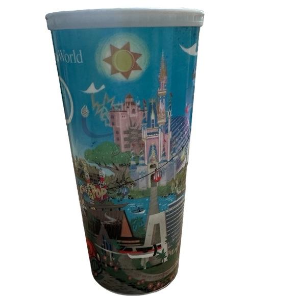 Walt Disney World 50th Anniversary plastic mug - Picture 2 of 8